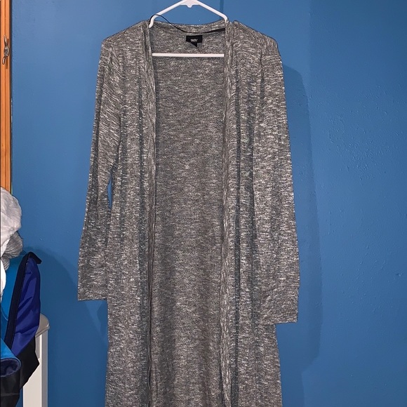 Long gray cardigan - Picture 1 of 2